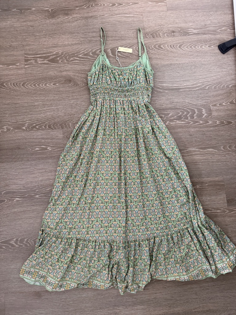 MAX STUDIO | Green Printed Smocked Maxi Dress | Size M